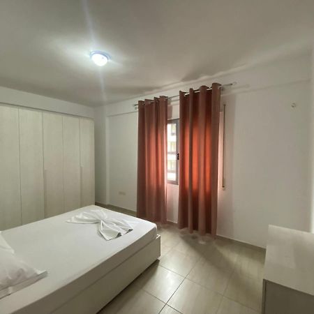 Vlora'S Apartment Eksteriør bilde